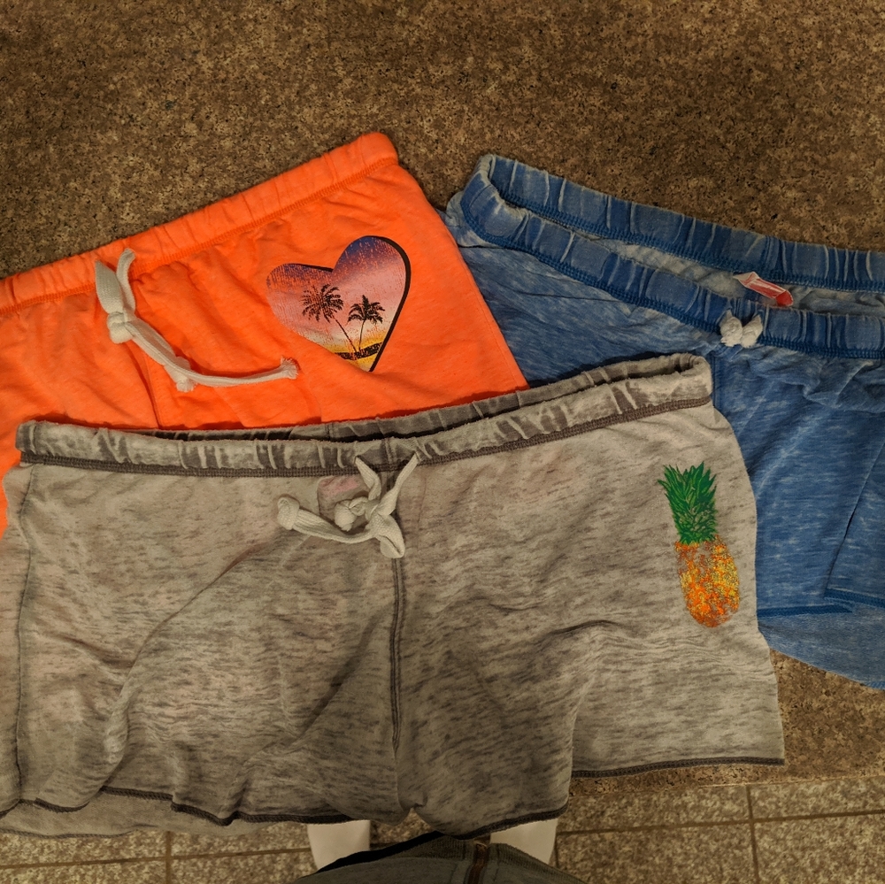 Hard candy junior shorts xl